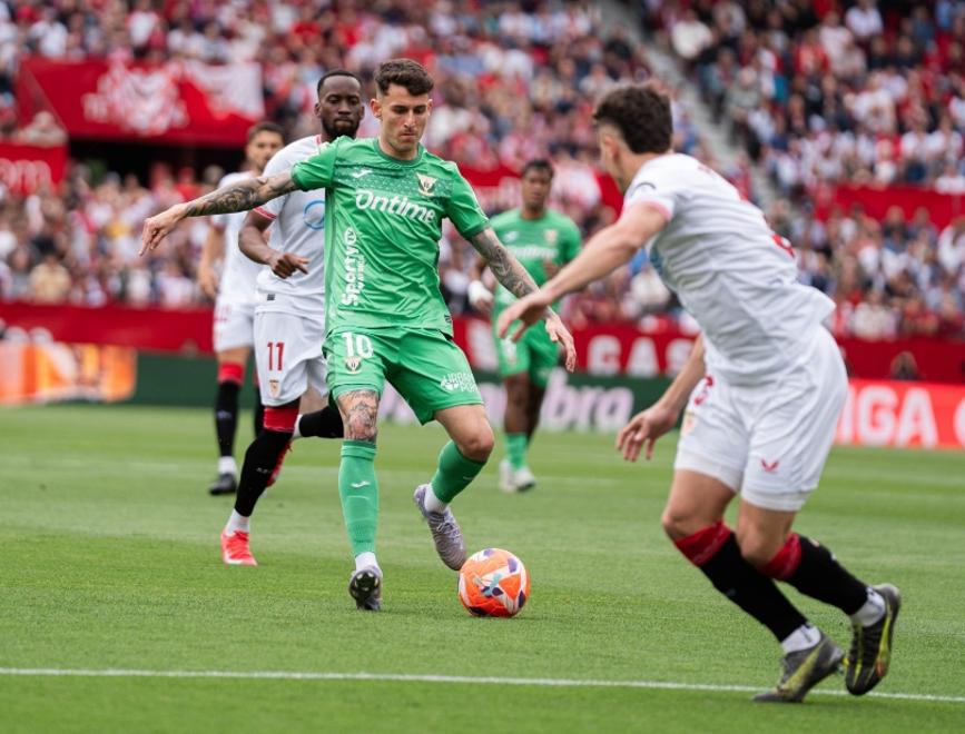 kaiyun体育转会期西甲焦点战，波特兰开拓者刷新队史纪录，球迷炸锅，训练强度明显提升的简单介绍