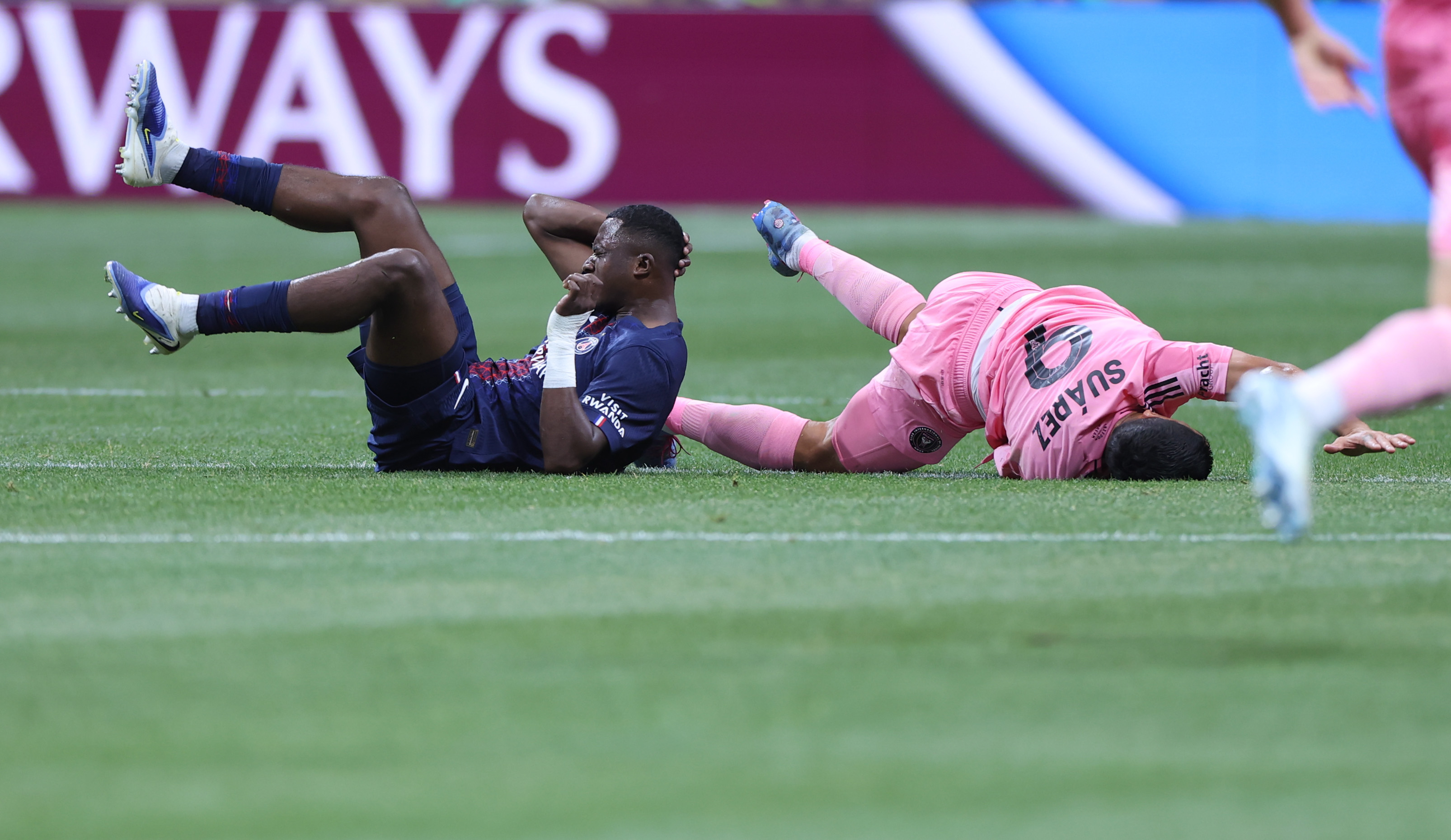 开云app下载巴黎圣日耳曼发布备战花絮；清晨伤情更新；社区盾任务艰巨；球队文化再被提及的简单介绍