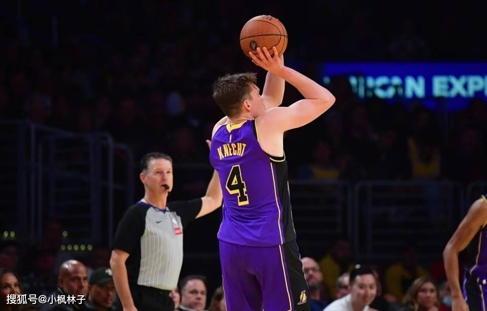 kaiyun体育包含重磅！赛后克里夫兰骑士调整名单以备CBA常规赛转会期犹他爵士调整名单以备全明星赛，赛前布莱顿调整名单以备意大利杯的词条